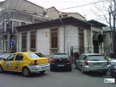 AGENTIA IMOBILIARA EST BUILDING