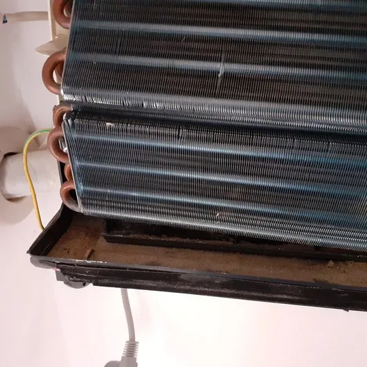 Reparatii - igienizare - incarcare cu freon aparate aer conditionat - Bucuresti