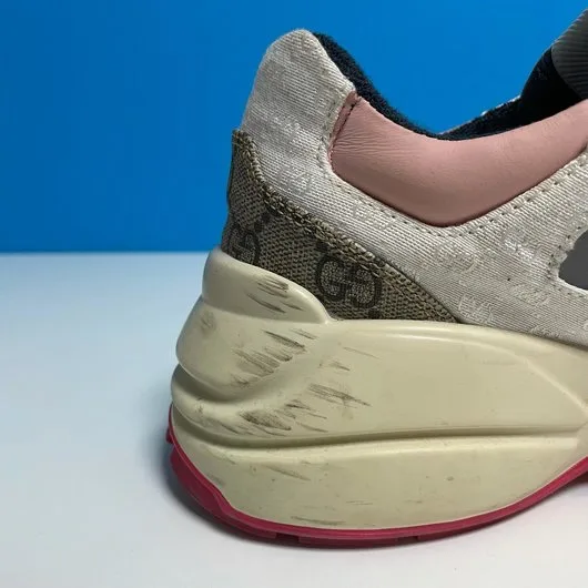 Curatatorie - vopsitorie si cizmarie incaltaminte Bucuresti