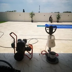 Fatade - acoperisuri - piscine