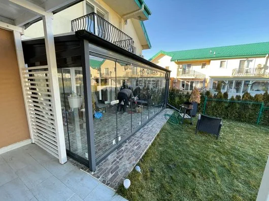 Inchideri terasa cu sticla