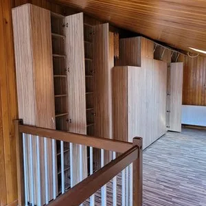 Mobilier la comanda