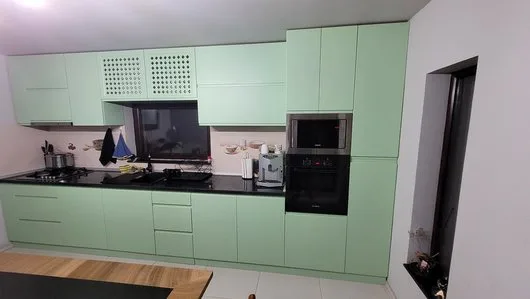 Mobilier la comanda
