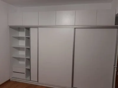 Mobilier la comanda