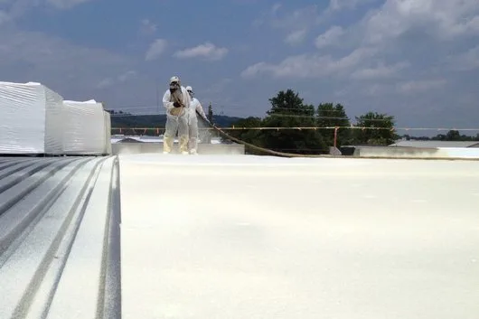 Izolatie spuma poliuretanica