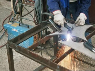 Bacau - Confectii metalice