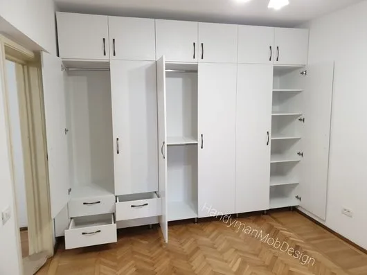 Mobilier la comanda