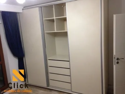 Mobilier la comanda