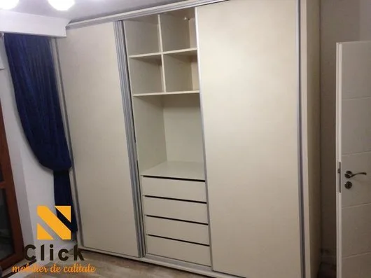 Mobilier la comanda
