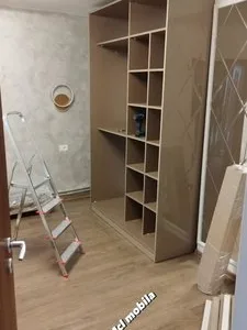 Mobila la comanda