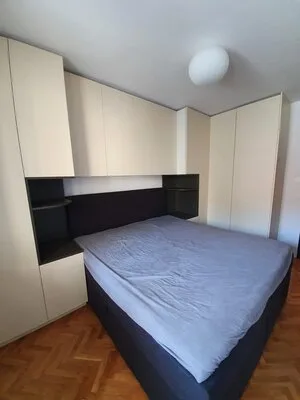Mobila la comanda