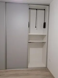 Mobila la comanda