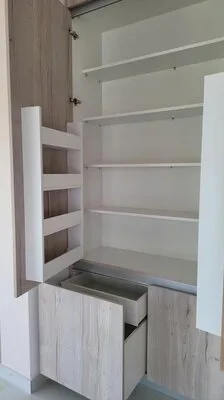 Mobila la comanda