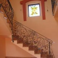 Producator de ferestre - usi - scari si obloane din lemn masiv stratificat - Cluj