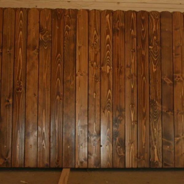 Producator de cherestea rasinoase - lambriuri - podele - ferestre si usi - Covasna