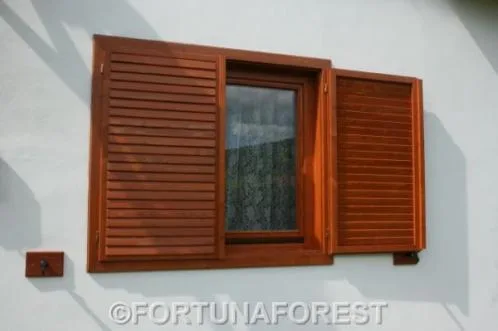 Producator de cherestea rasinoase - lambriuri - podele - ferestre si usi - Covasna