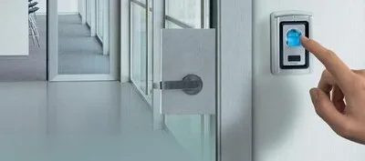 Calculatoare - servere - interventii hardware - software Bucuresti