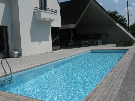 Proiectare - constructie si intretinere piscine
