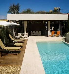 Proiectare - constructie si intretinere piscine