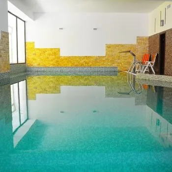 Bucuresti - Piscine,saune,bai de aburi,cazi hidromasaj