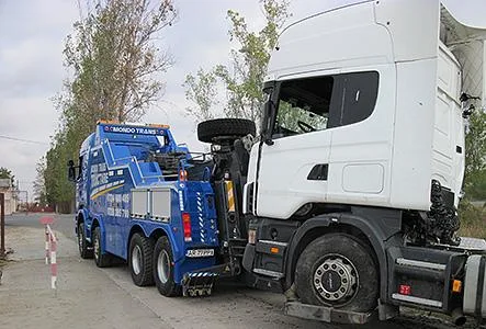 Transport marfa si tractari autovehicule grele - Arad