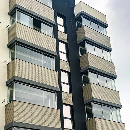 Inchideri terase - balcoane cu sticla
