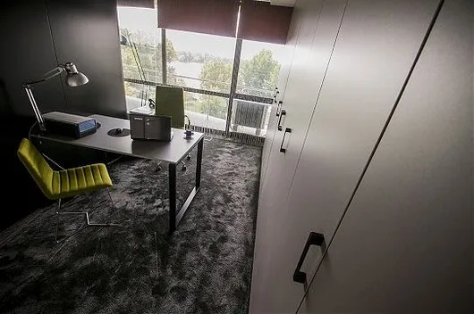 Mobilier din sticla sau din materiale combinate - Bucuresti