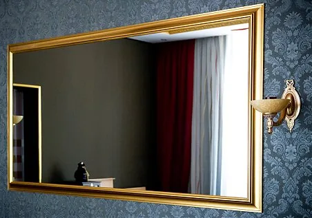 Mobilier din sticla sau din materiale combinate - Bucuresti