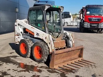 Inchiriere Bobcat