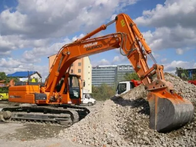 Excavatii - decopertari - terasamente - Bucuresti