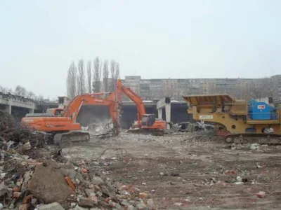 Excavatii - decopertari - terasamente - Bucuresti