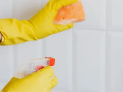 Dew Cleaning Concept