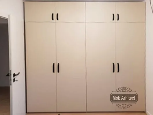 Mobilier la comanda