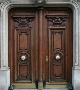 Usi - ferestre - scari din lemn stratificat - Magurele / Ilfov