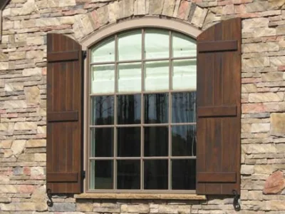 Usi - ferestre - scari din lemn stratificat - Magurele / Ilfov