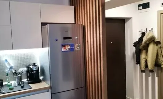 Usi - ferestre - mobilier restaurant - pergole din lemn - Bucuresti