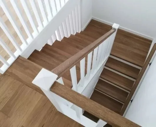 Usi - ferestre - mobilier restaurant - pergole din lemn - Bucuresti