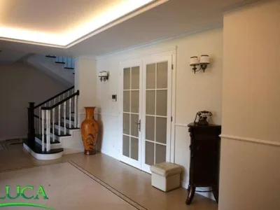 Tamplarie de lemn stratificat pentru interior si exterior