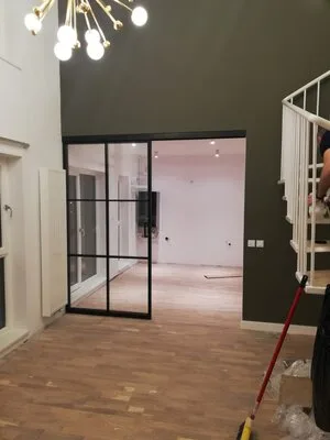 Pereti despartitori si usi interior din sticla - Bucuresti