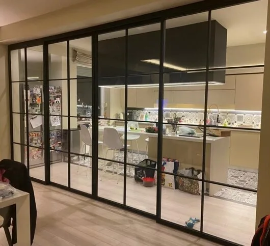 Pereti despartitori si usi interior din sticla - Bucuresti