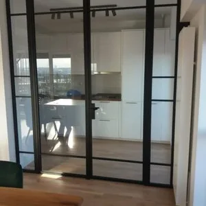 Pereti despartitori si usi interior din sticla - Bucuresti