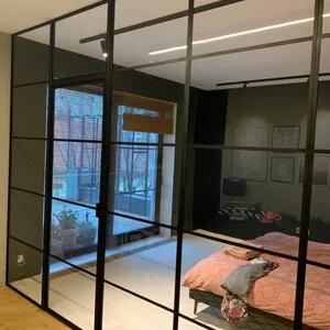 Pereti despartitori si usi interior din sticla - Bucuresti