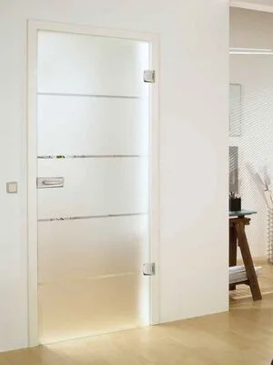 Usi interior din lemn si sticla securizata - Otopeni / Ilfov