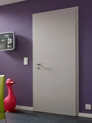 Usi interior din lemn si sticla securizata - Otopeni / Ilfov