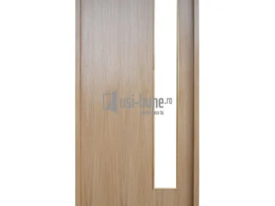 Usi de interior si exterior din lemn