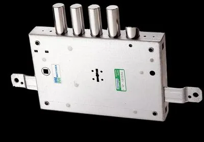 Deblocari usi Bucuresti