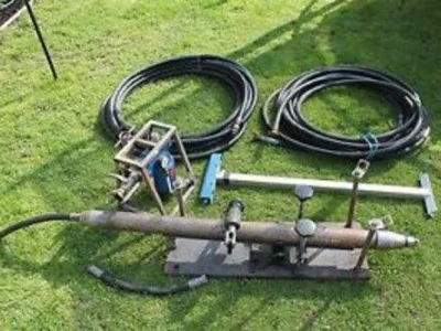 Inchirieri buldoexcavatoare - excavatoare - incarcatoare - Bucuresti