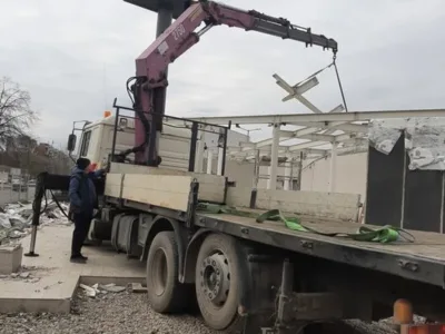 Transport marfa - containere - inchiriere camion