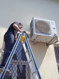 Reparatii - igienizare - incarcare cu freon aparate aer conditionat - Bucuresti