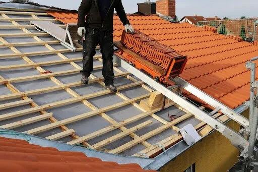 Servicii profesionale de reparatii & montaj acoperis - Bucuresti & Ilfov